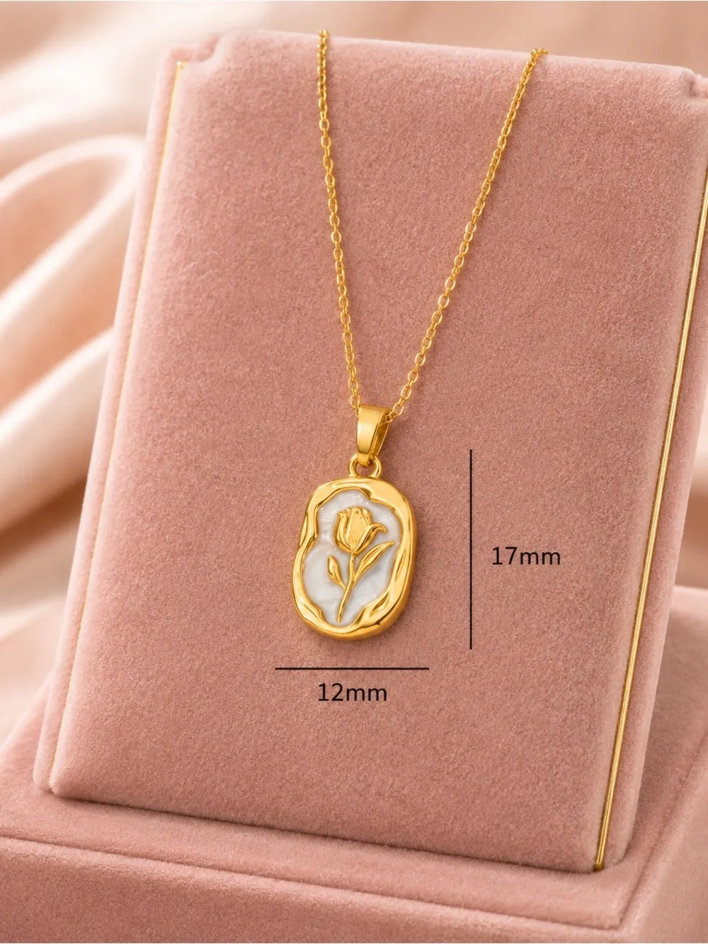 Gold Floral  Pendant Elegant Statement Necklace